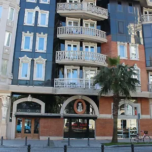 In Front Of Sheraton Батуми